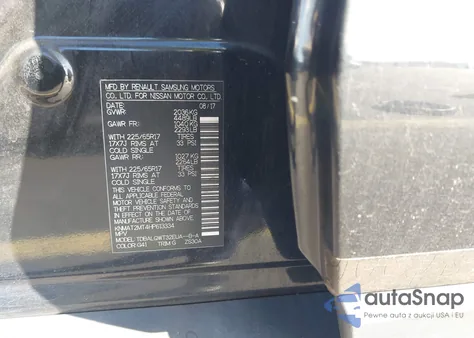 2017 Nissan Rogue Sv z USA, uszkodzony, nr VIN KNMAT2MT4HP613334